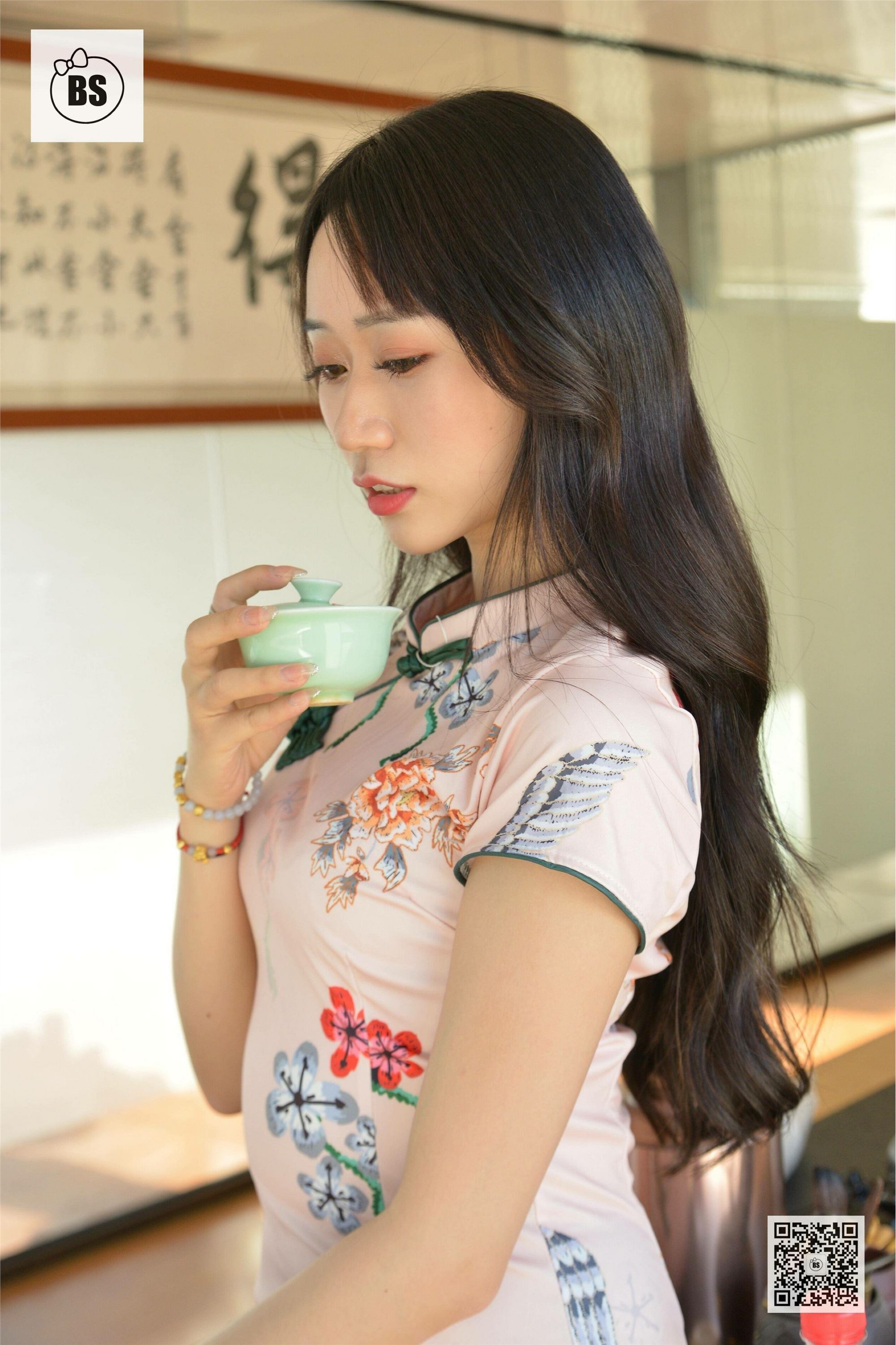 我丝你想 MX014 美西 新来的女助理4